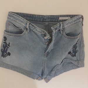 ✅Everything $10- PacSun- Girlfriend short